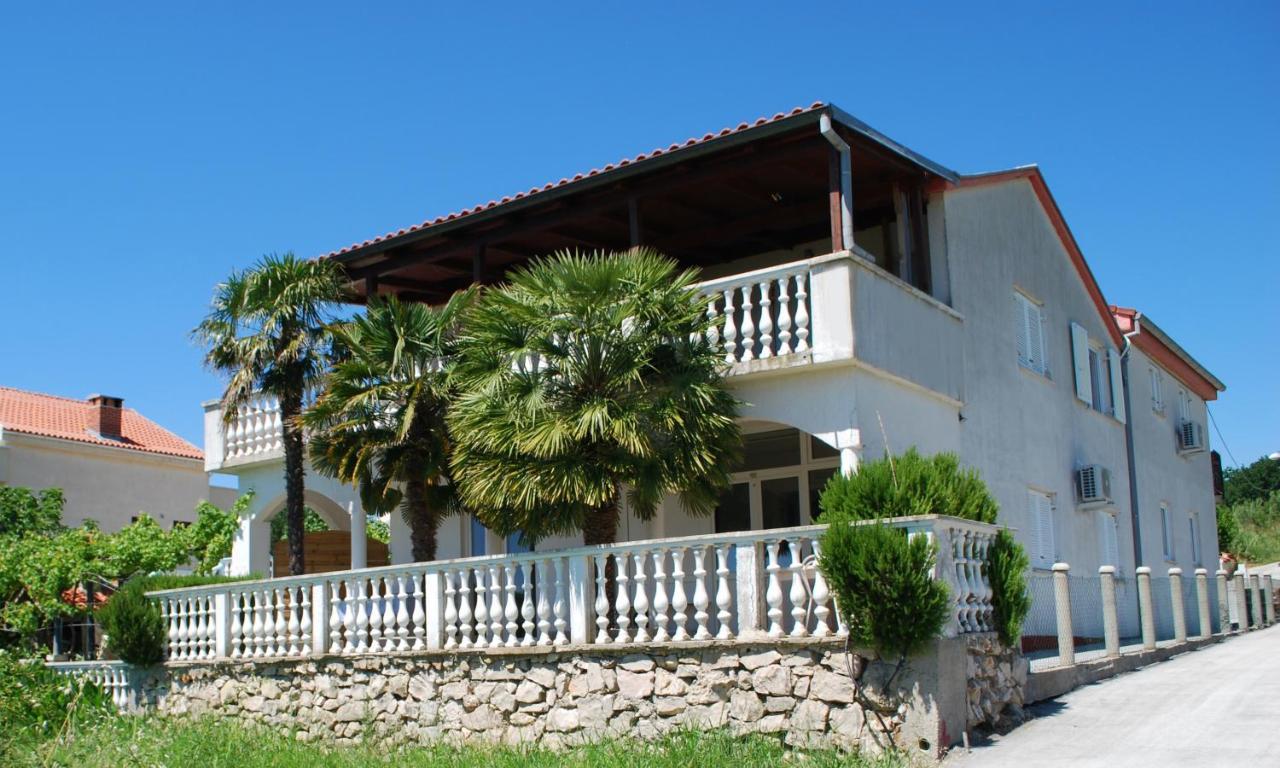Villa Sabina - Apartments Kroatien Ražanac Dış mekan fotoğraf