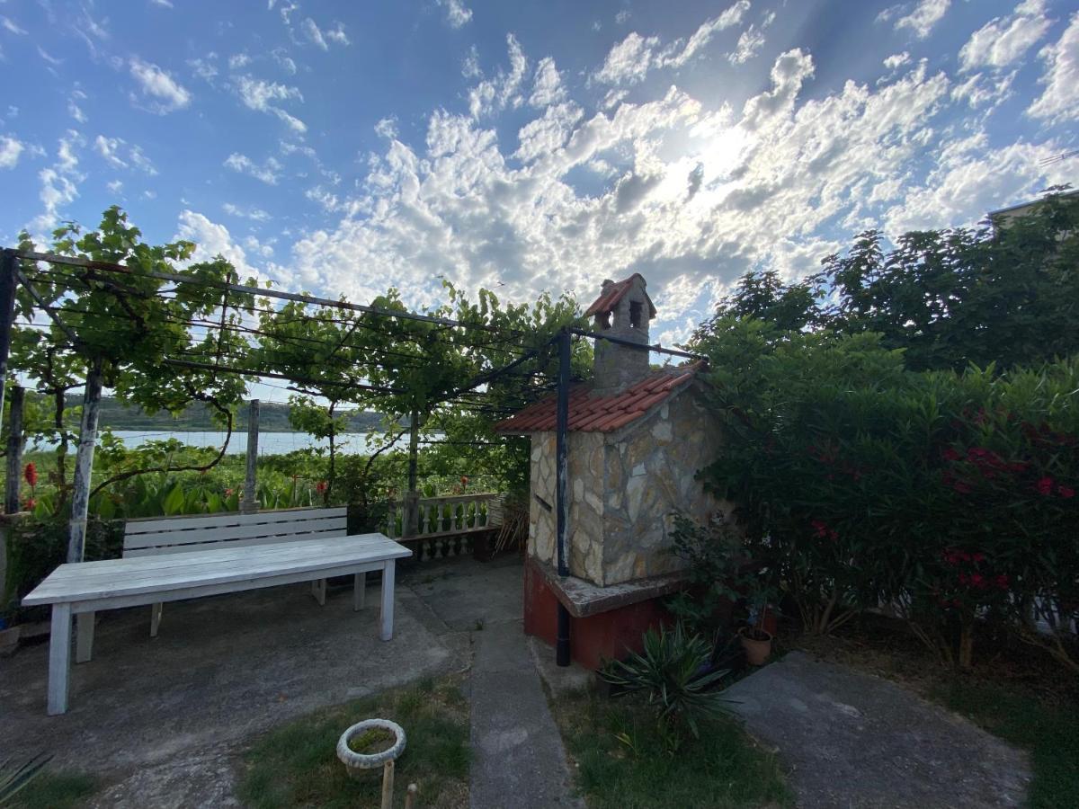 Villa Sabina - Apartments Kroatien Ražanac Dış mekan fotoğraf