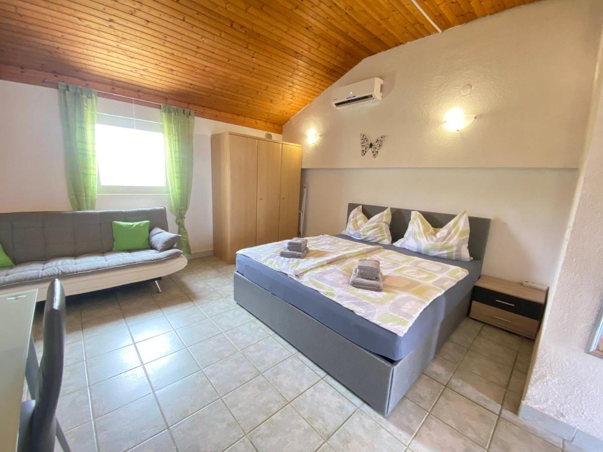 Villa Sabina - Apartments Kroatien Ražanac Dış mekan fotoğraf