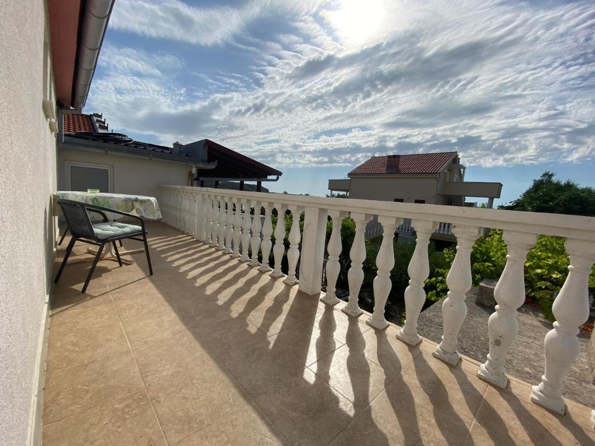 Villa Sabina - Apartments Kroatien Ražanac Dış mekan fotoğraf