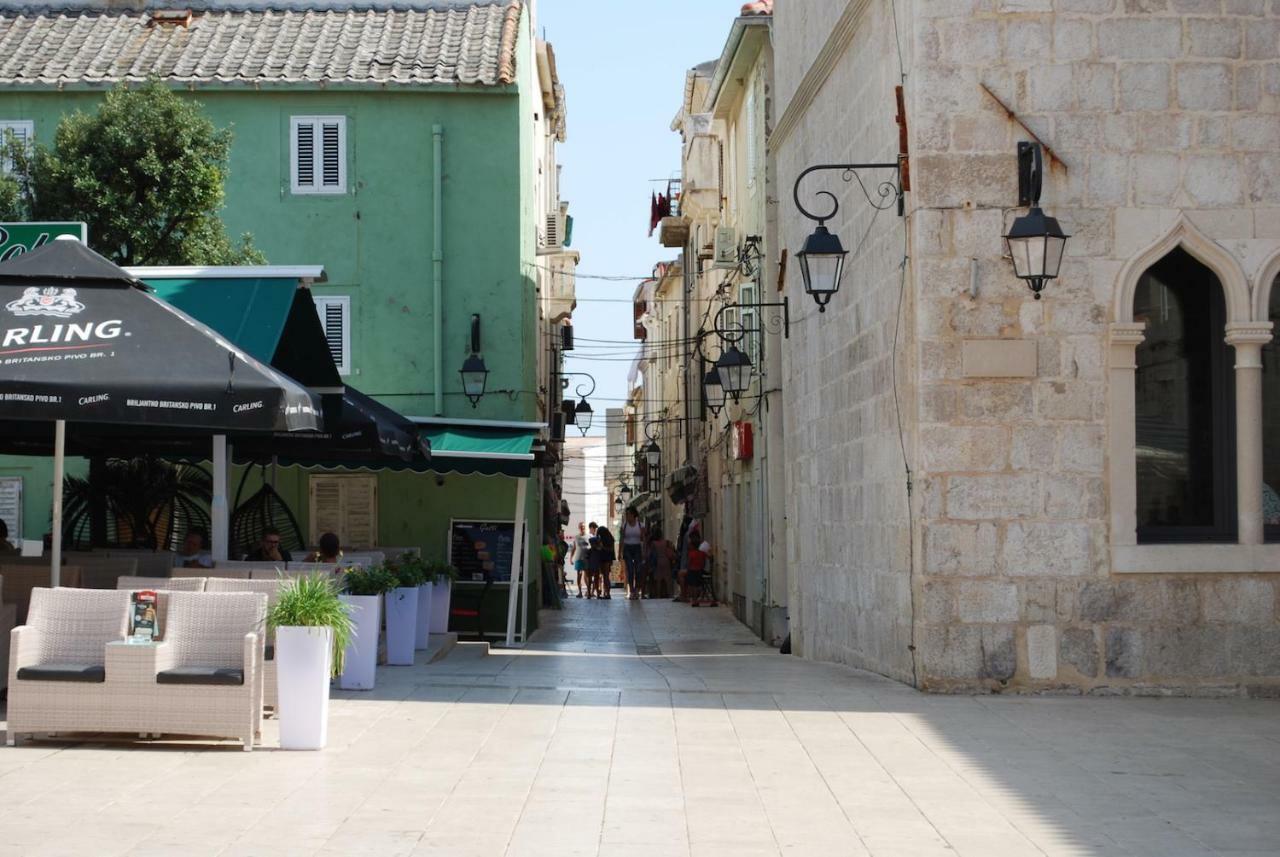 Villa Sabina - Apartments Kroatien Ražanac Dış mekan fotoğraf